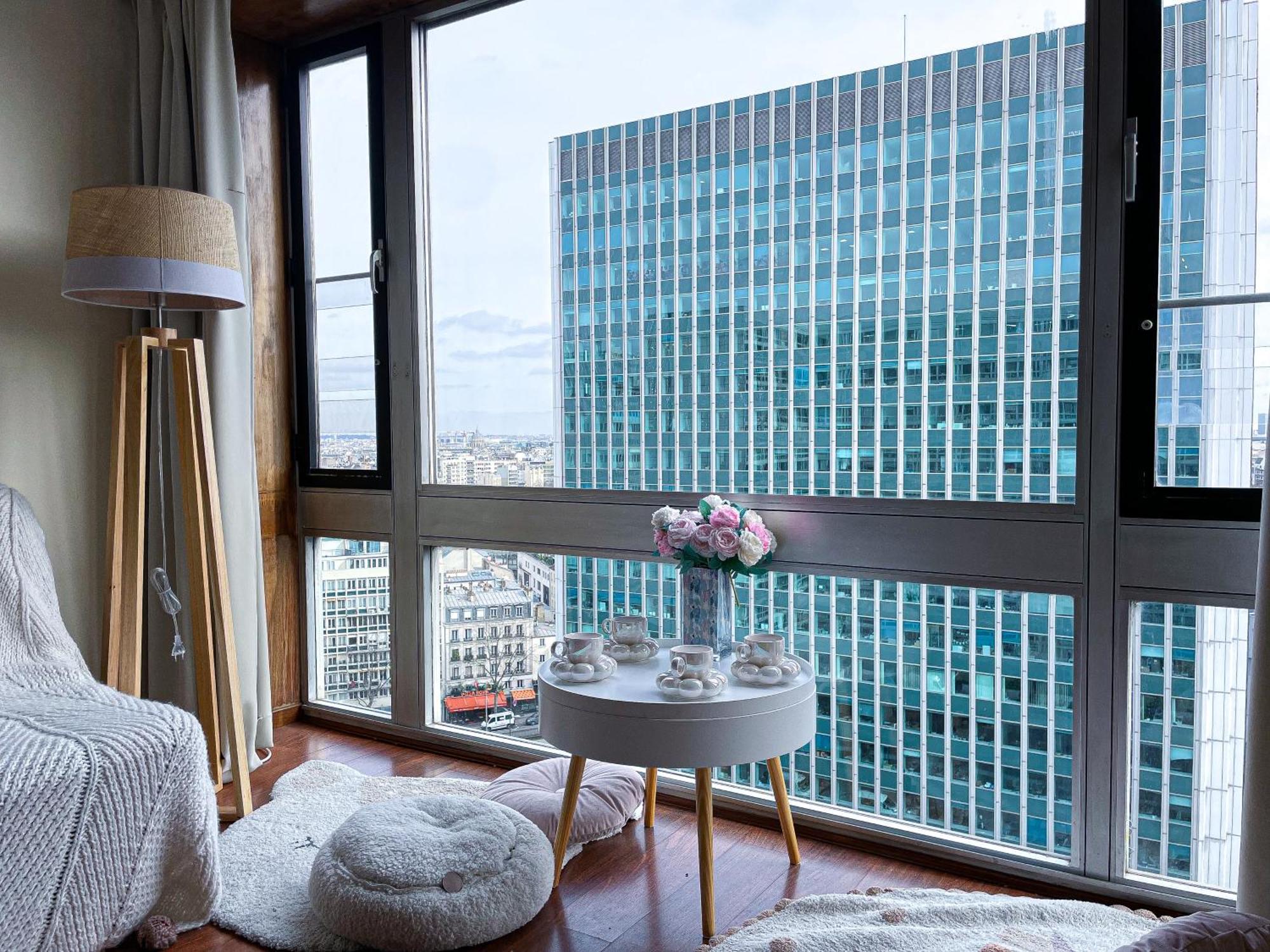 Sur Les Hauteurs De Montparnasse Paris Exterior photo